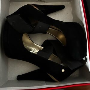 Guess heels